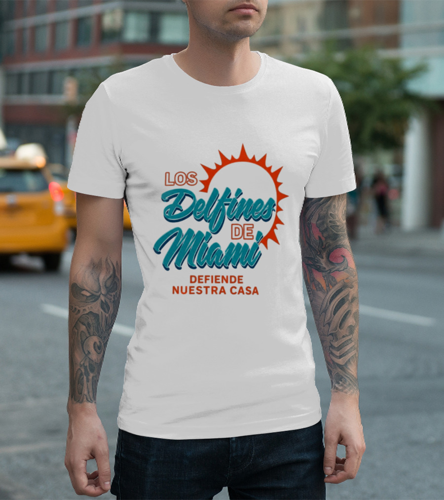 Los Delfines De Miami Defiende Nuestra Casa Solar T-Shirt