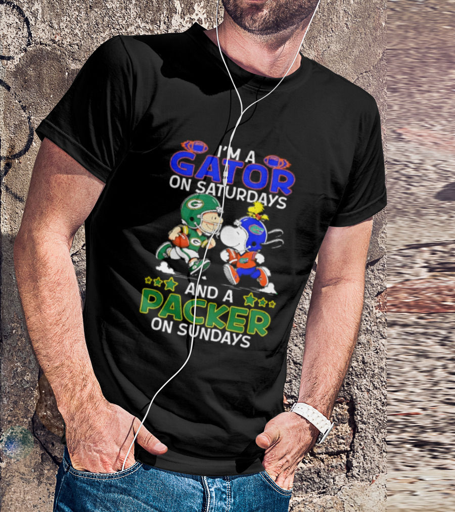 I'm A Gator On Saturdays And A Packer On Sundays Peanuts Football Charlie Brown Snoopy T-Shirt