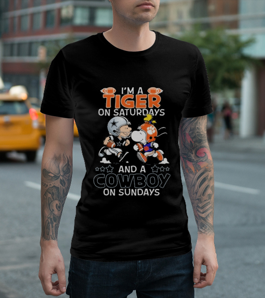 I'm A Tiger On Saturdays And A Cowboy On Sundays Charlie Brown And Snoopy Football T-Shirt
