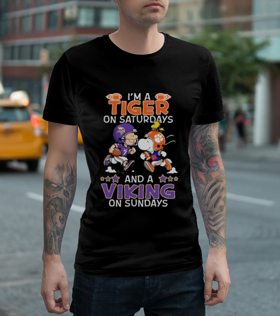 I'm A Tiger On Saturdays And A Viking On Sundays Charlie Brown And Snoopy Football Fan Days T-Shirt