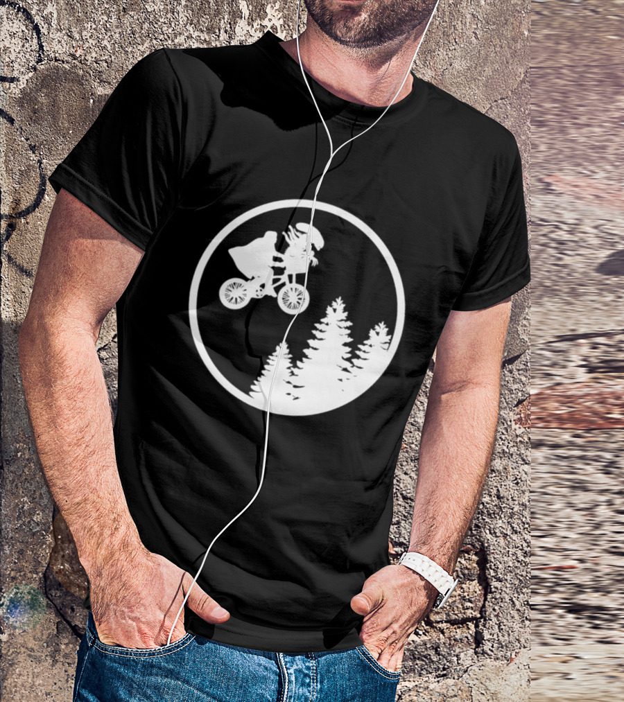 Alien On Bicycle With Trees In Circle Flying Scene 2026 T-Shirt