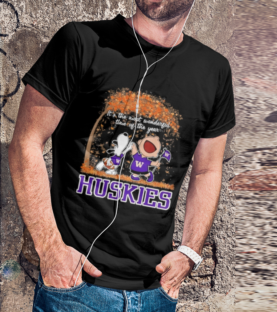 Washington Huskies Snoopy Charlie Brown Autumn 2026 Most Wonderful Time T-Shirt