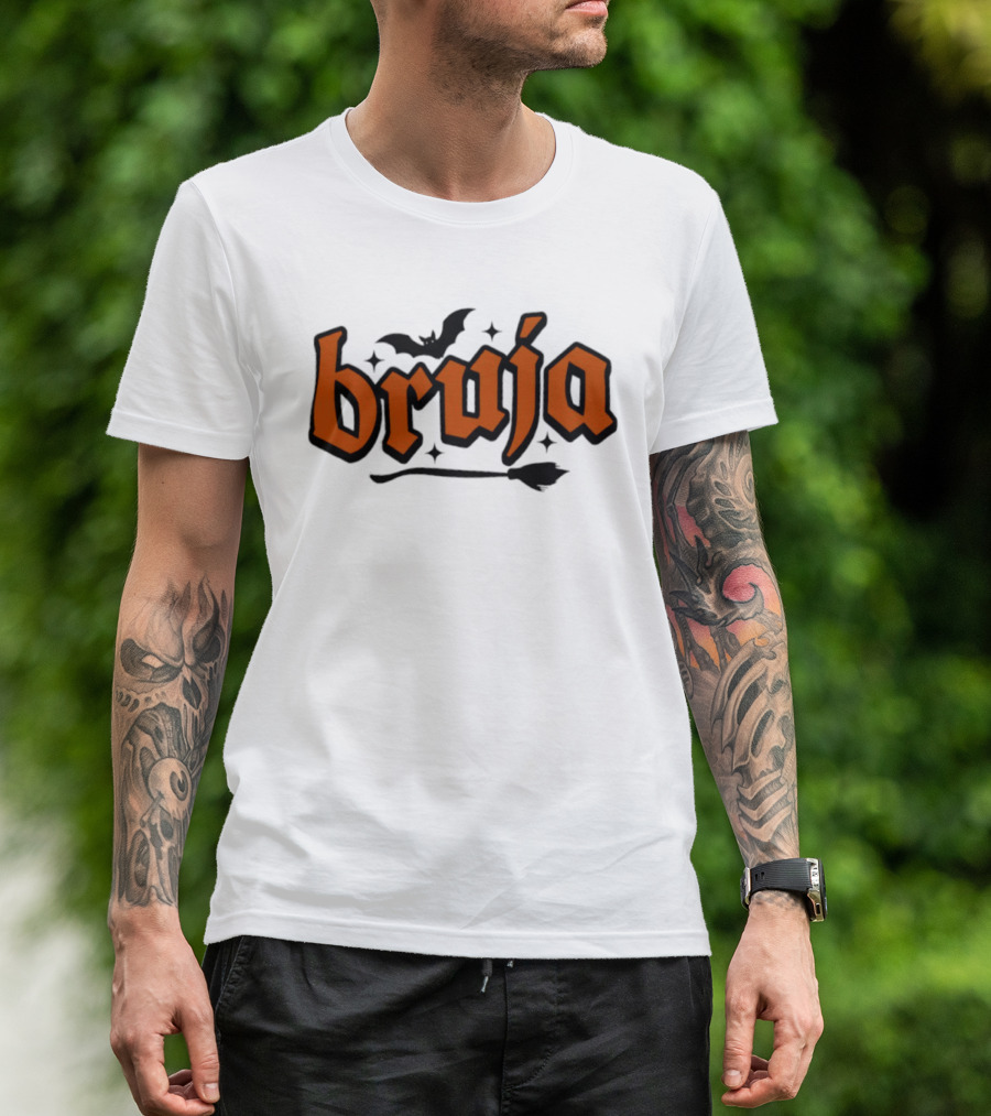 Bruja Badass Mexicans Halloween Witch Bat Broomstick Magic T-Shirt