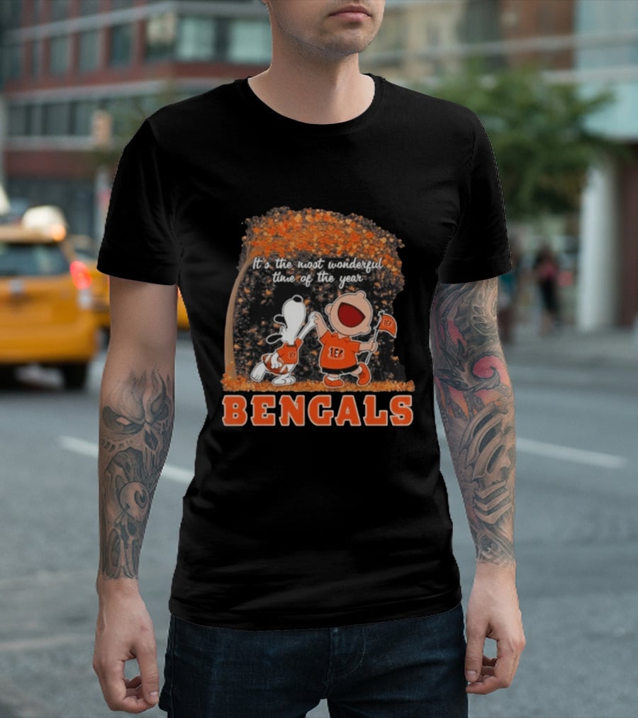 Cincinnati Bengals Snoopy Charlie Brown 2026 Most Wonderful Time T-Shirt