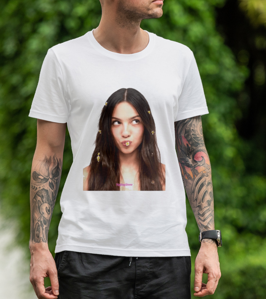 Olivia Rodrigo Rolling Stone Digital Exclusive Photo With Daisy Accents T-Shirt
