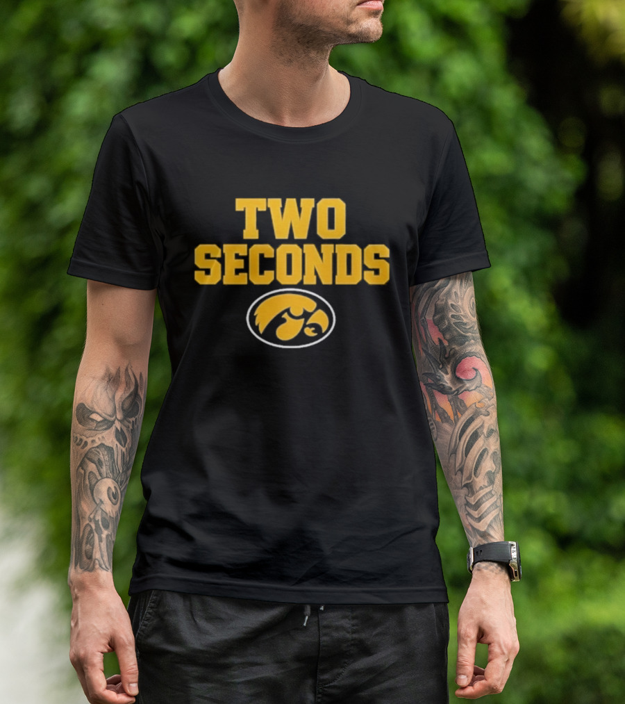 Iowa Hawkeyes Two Seconds Game Winning Final Play NCAA 2026 T-Shirt