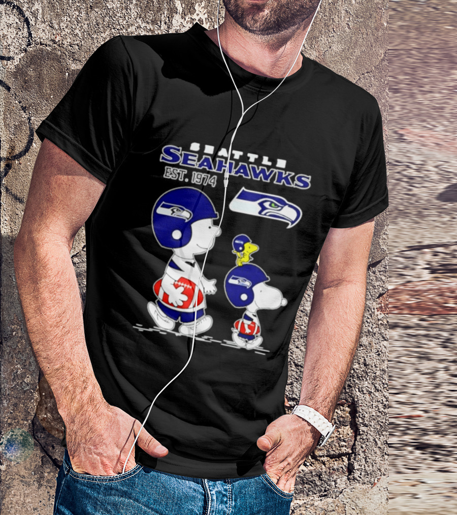 Seattle Seahawks Peanuts Snoopy Charlie Brown Est 1974 NFL T-Shirt