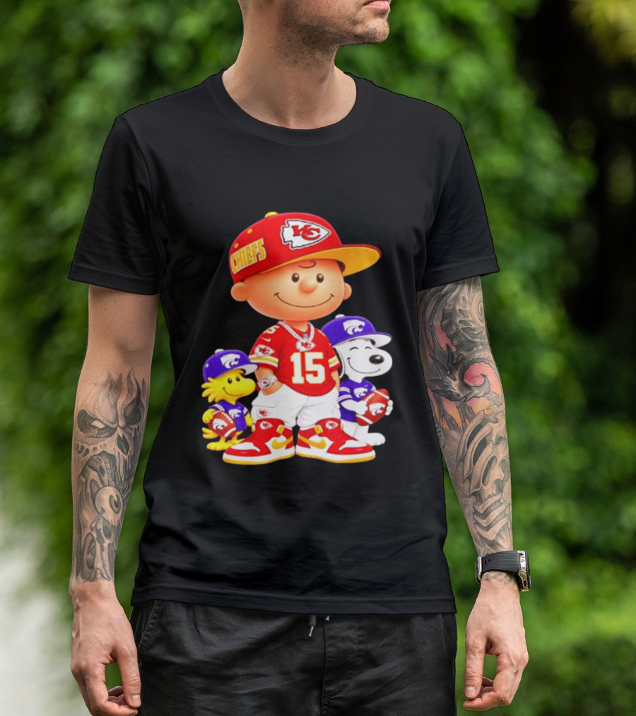 Charlie Brown Snoopy Woodstock Kansas City Chiefs 15 Football Peanuts Characters NFL Team Sports Gear T-Shirt