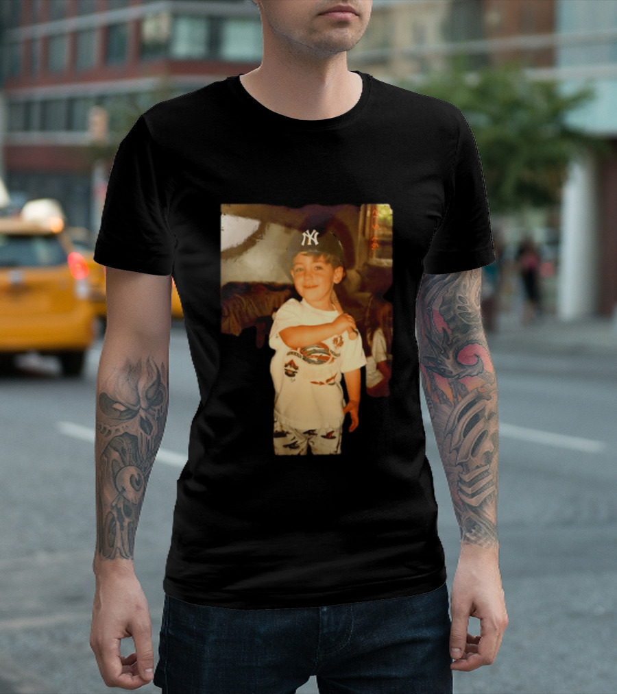 Cody Bellinger Young Yankee Fan Childhood Photo New York Yankees Cap T-Shirt