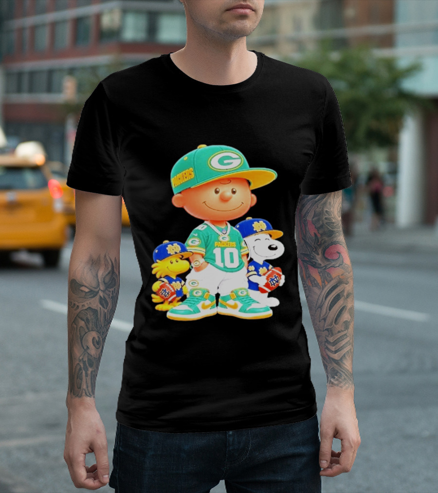 Peanuts Green Bay Packers Notre Dame Fighting Irish Football Characters Charlie Brown Snoopy Woodstock T-Shirt