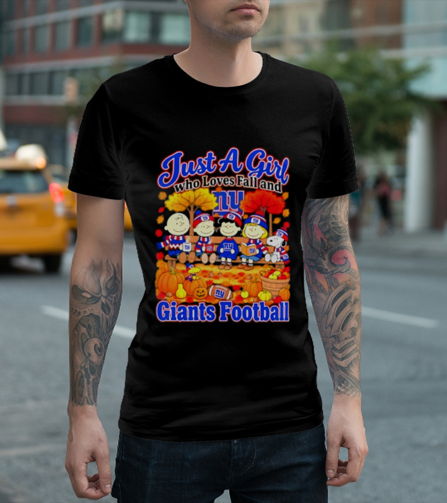 Just A Girl Who Loves Fall And Giants Football New York Peanuts Christmas T-Shirt