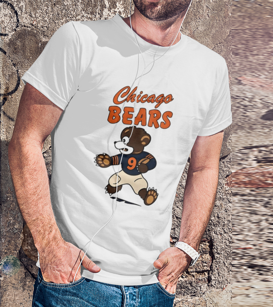 Chicago Bears Football Vintage Cartoon Bear Running Number 9 T-Shirt