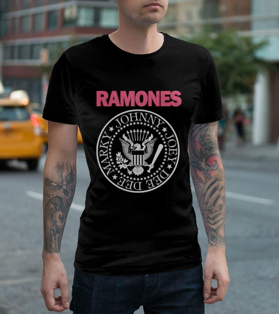 Ramones Seal Johnny Joey Dee Dee Marky Logo 78 83 T-Shirt