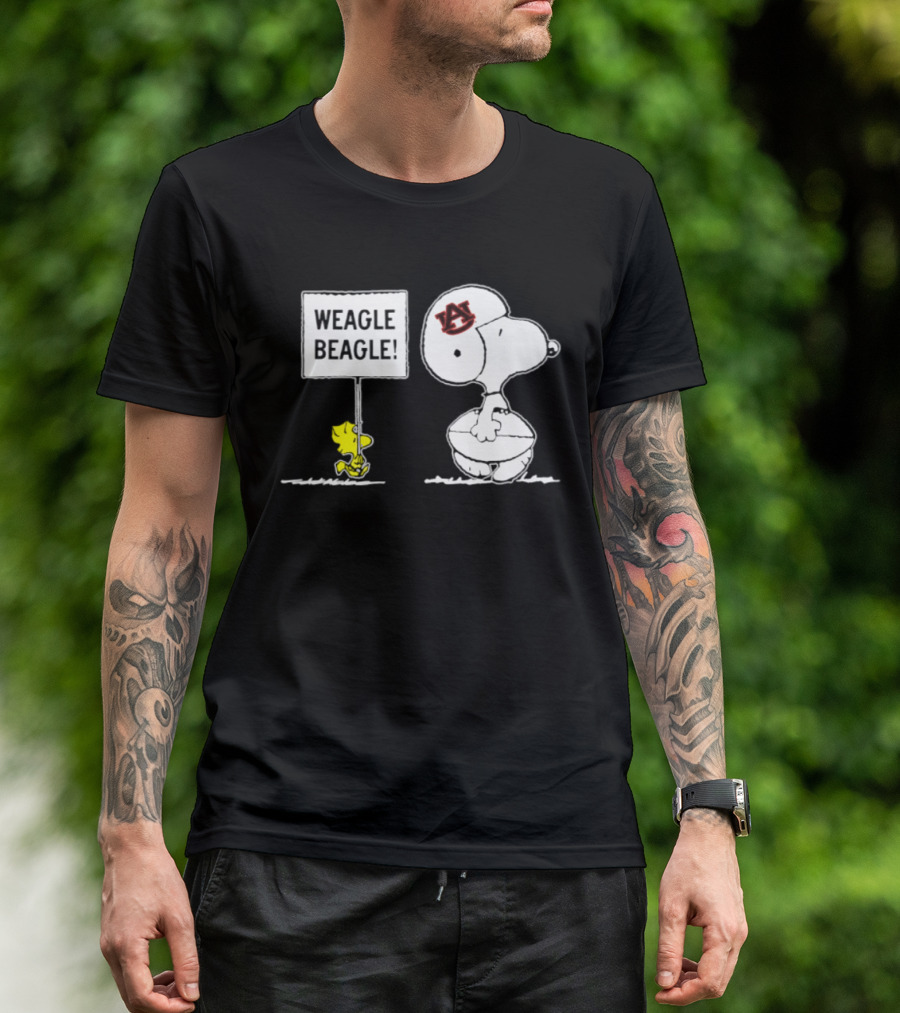 Snoopy Woodstock Auburn Tigers Weagle Beagle Football T-Shirt