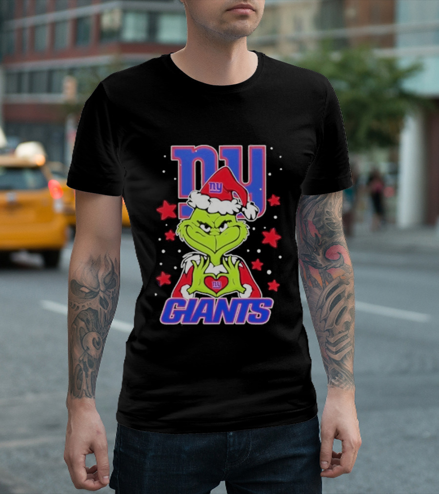 New York Giants Grinch Christmas Love Hands 2026 Football T-Shirt