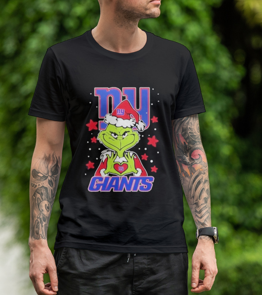 New York Giants Grinch Christmas Love Hands 2026 Football T-Shirt