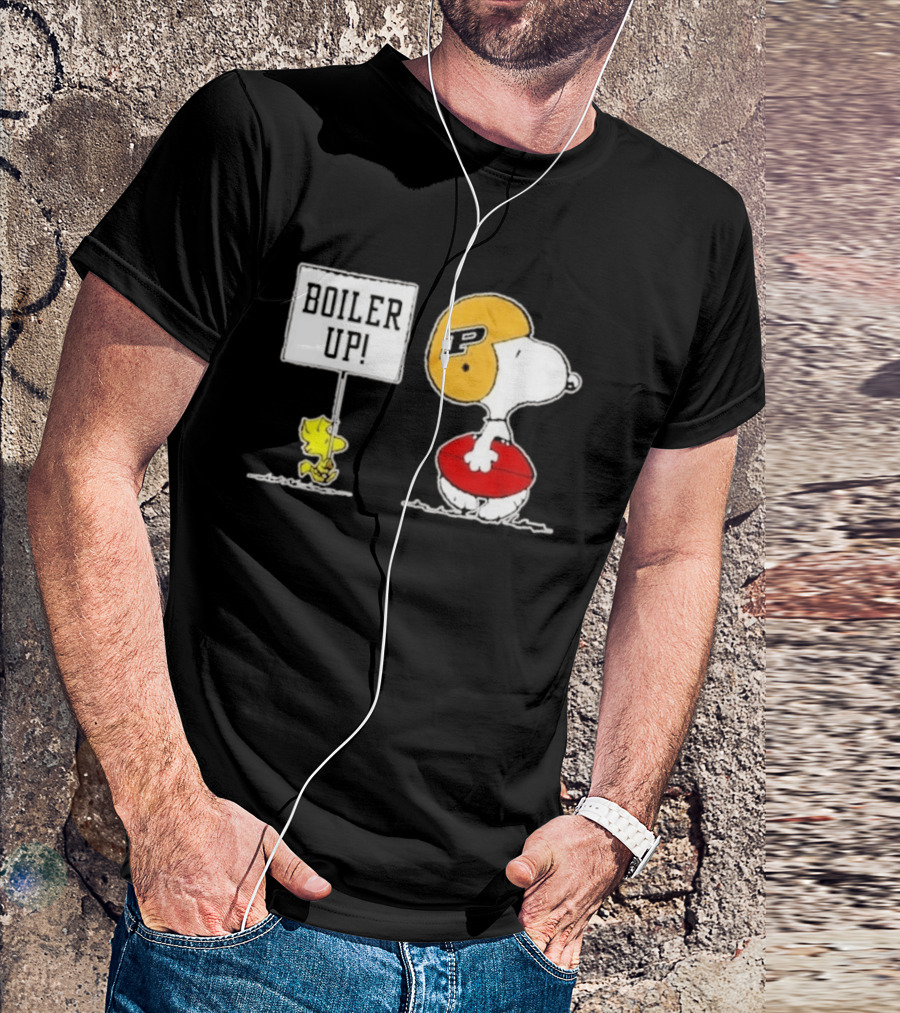 Snoopy And Woodstock Boiler Up Purdue Boilermakers Football P Helmet Peanuts Characters Holding Football T-Shirt