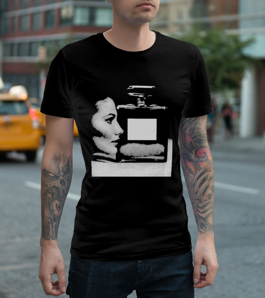Jungkook GOD SELECTION XXX Perfume Bottle T-Shirt
