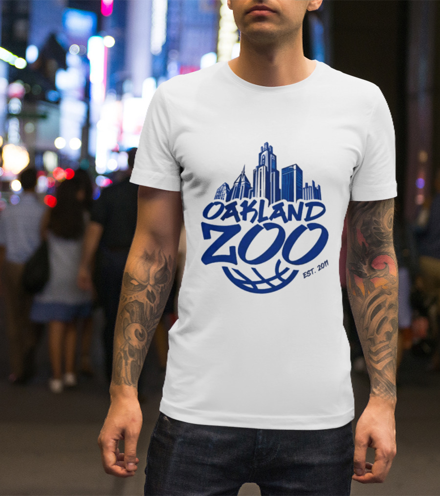 Pitt Panthers Oakland Zoo You Vs The Zoo Est 2001 T-Shirt