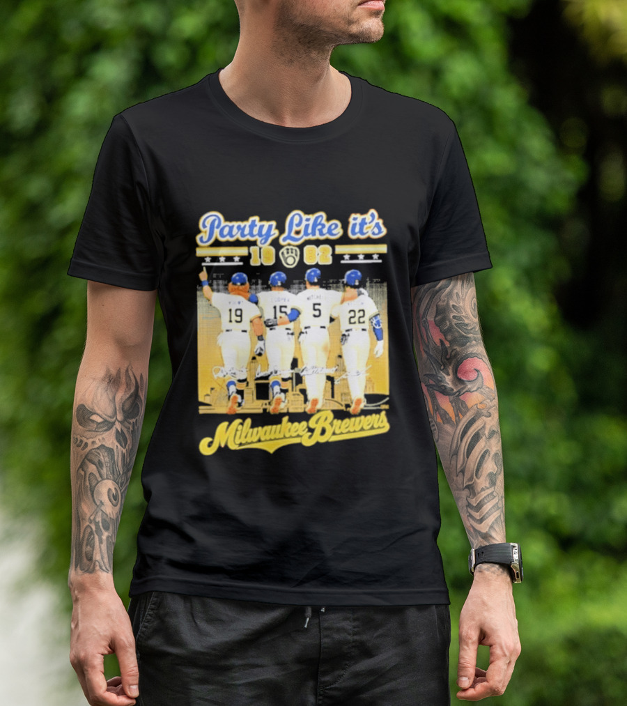 Party Like It's 1982 Milwaukee Brewers City Skyline Signatures T-Shirt