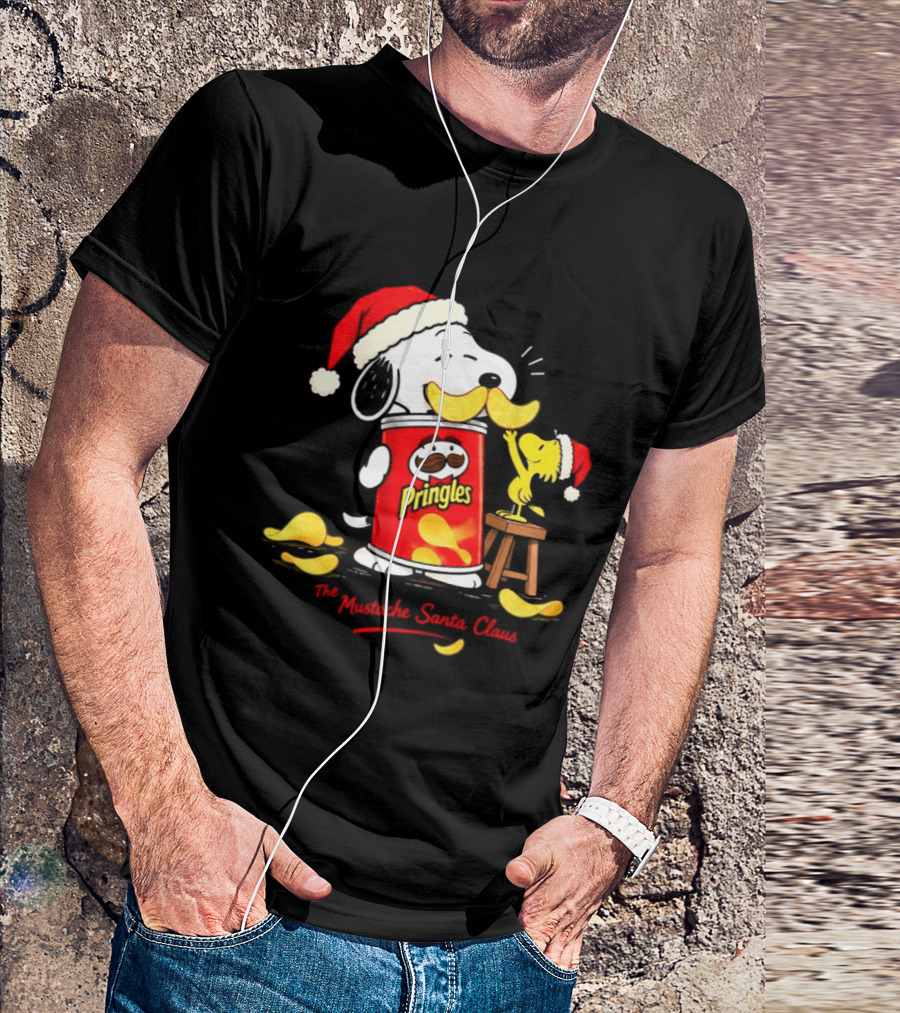 Pringles Snoopy Mustache Santa Christmas Chip Lovers Snack Fun T-Shirt