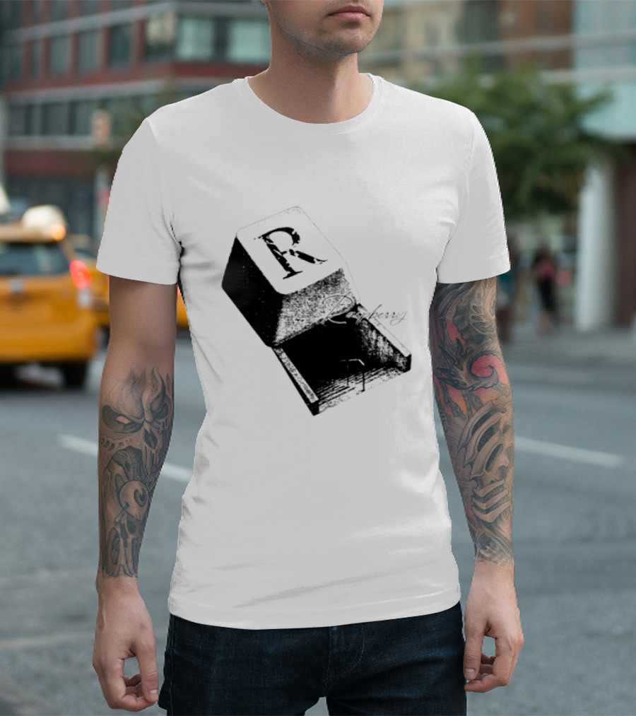 R Raspberry Minimalist Keyboard Key Block T-Shirt