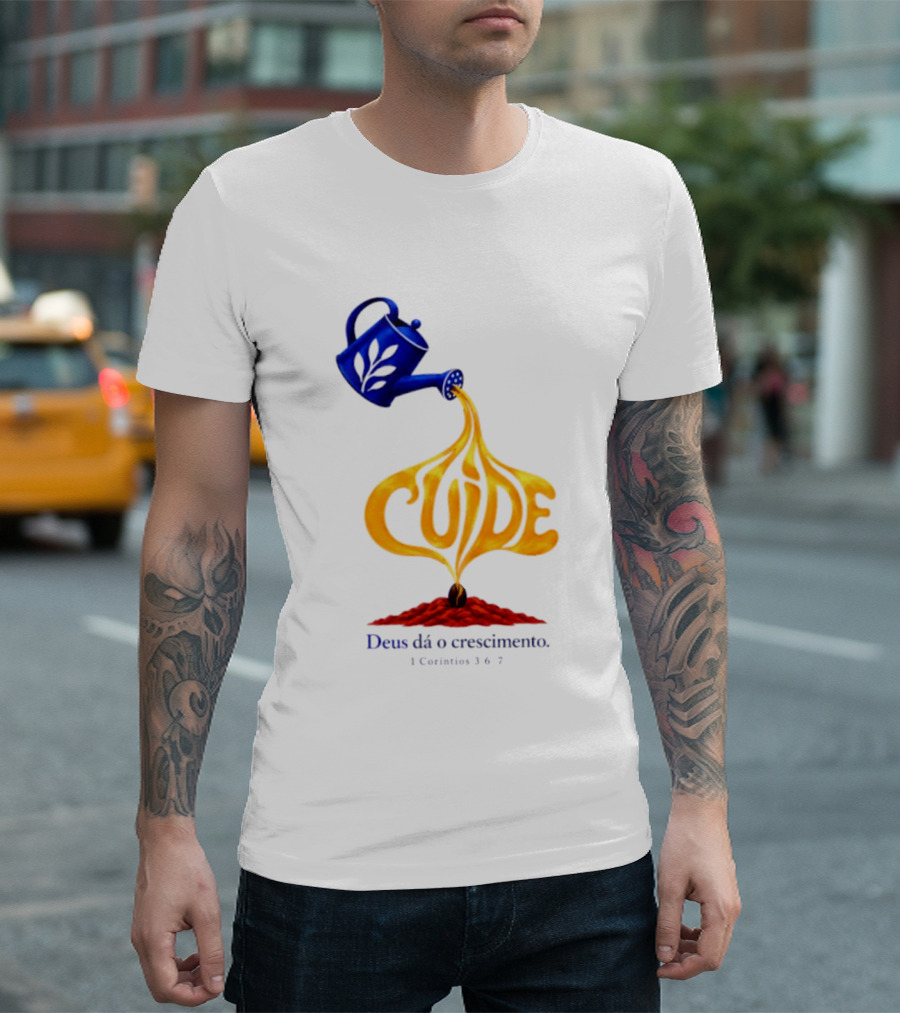 Cuide Deus Dá O Crescimento 1 Coríntios 3 6 7 Watering Can T-Shirt
