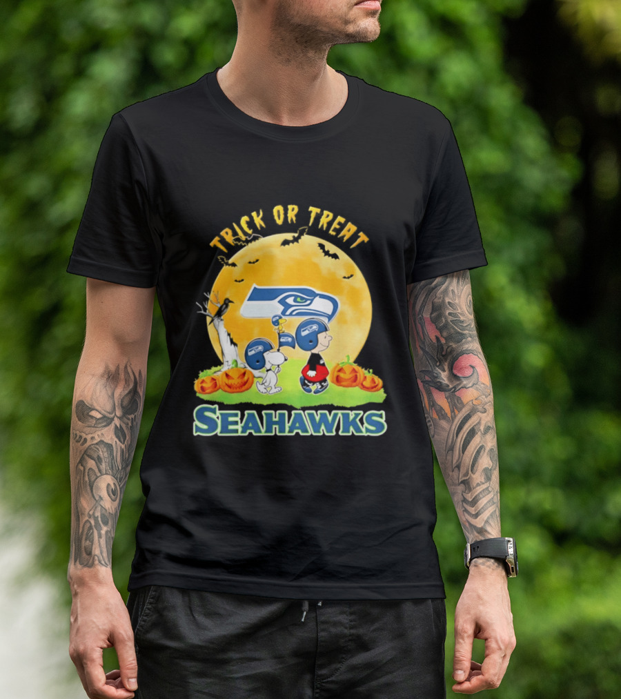 Seattle Seahawks Peanuts Trick Or Treat Halloween Abbey Road 2026 T-Shirt