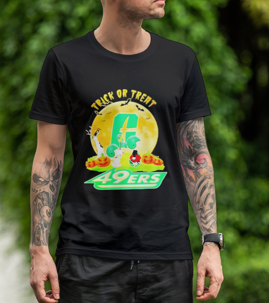 Charlotte 49ers Peanuts Trick Or Treat Halloween 2026 Abbey Road T-Shirt