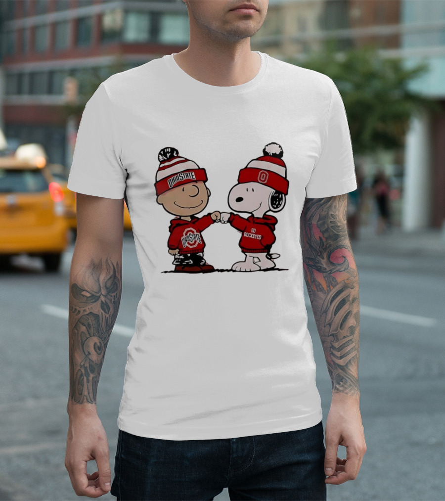 Charlie Brown Snoopy Ohio State Buckeyes Fist Bump Winter Gear T-Shirt