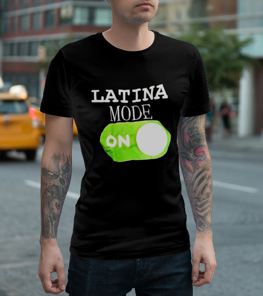 Latina Mode On Switch Green Circle T-Shirt