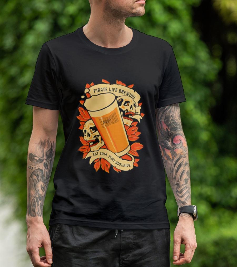 Pirate Life Brewing Est 2014 Port Adelaide Pint Skulls T-Shirt