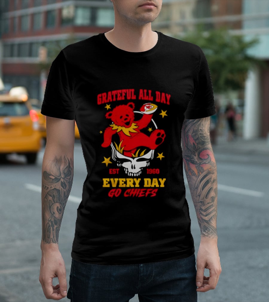Grateful All Day Every Day Go Chiefs Est 1960 Kansas City Chiefs X Grateful Dead T-Shirt