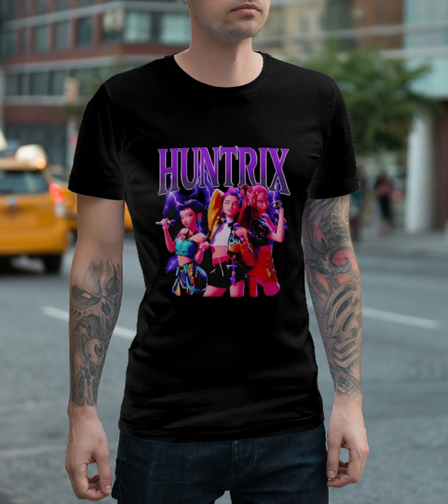 Huntrix Girls Trio Power Pose With Lightning Effect T-Shirt