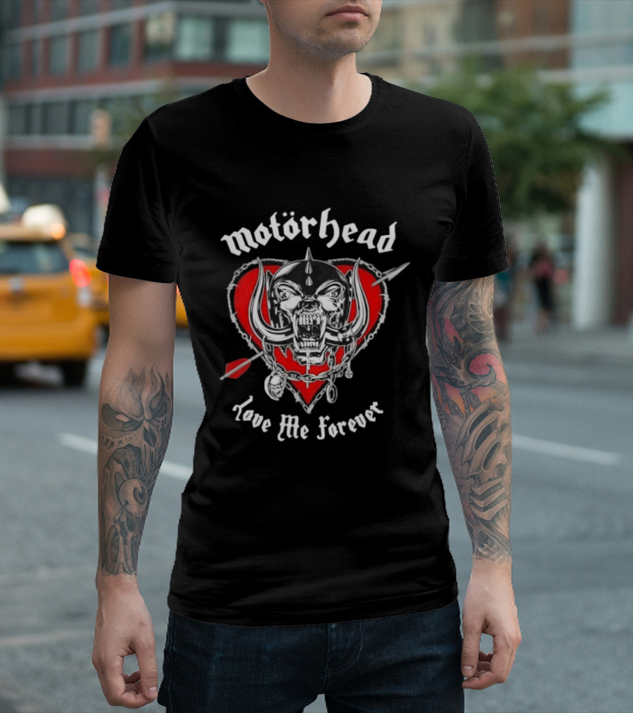 Motörhead Love Me Forever Heart Snaggletooth T-Shirt