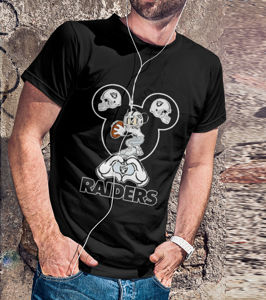 Las Vegas Raiders Mickey Mouse Football Heart Hands Helmet T-Shirt