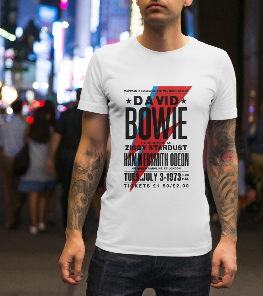 David Bowie Performing As Ziggy Stardust Hammersmith Odeon London July 3 1973 T-Shirt