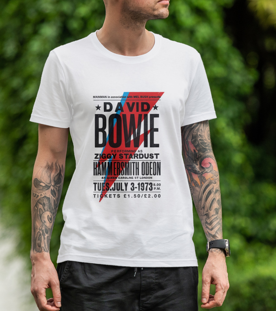 David Bowie Performing As Ziggy Stardust Hammersmith Odeon London July 3 1973 T-Shirt
