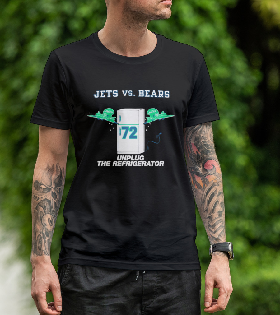 Jets Vs Bears Unplug The Refrigerator 72 Helmets Clash T-Shirt