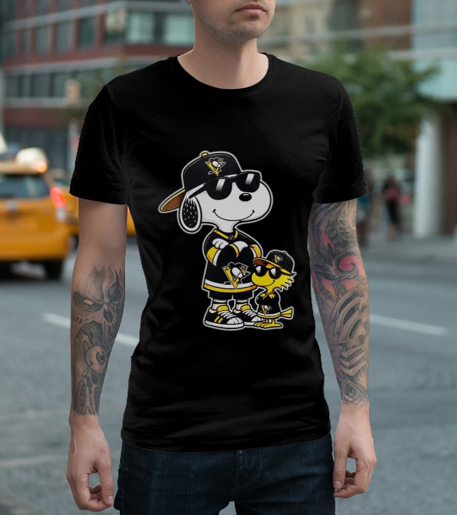 Snoopy Woodstock Pittsburgh Penguins NHL 2026 Sports Fan Collaboration T-Shirt
