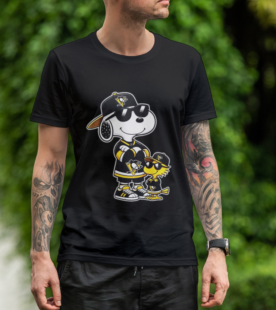Snoopy Woodstock Pittsburgh Penguins NHL 2026 Sports Fan Collaboration T-Shirt