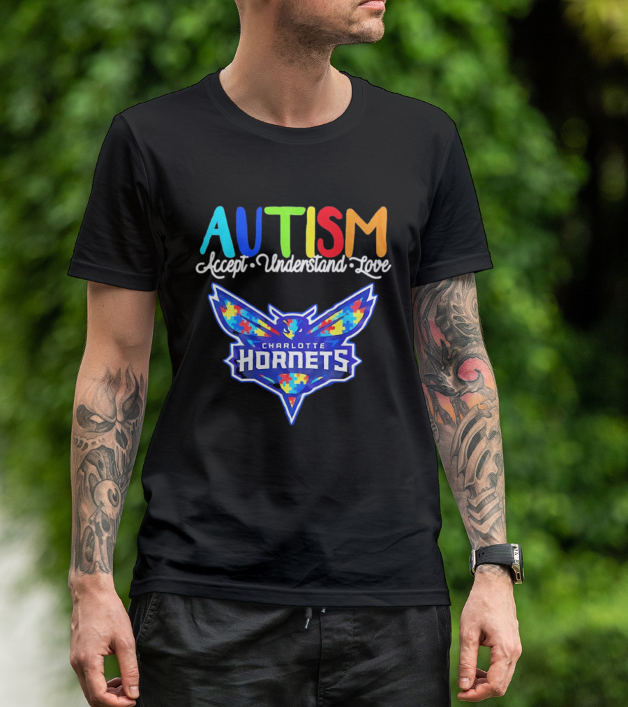 Charlotte Hornets Autism Accept Understand Love Awareness Support Puzzle Wings T-Shirt