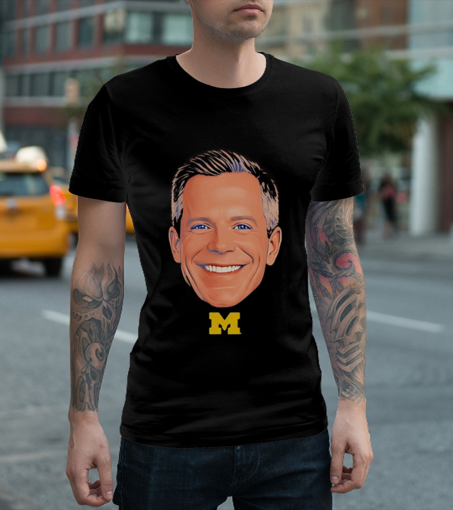 Dusty May Big Face Michigan Wolverines M Yellow T-Shirt