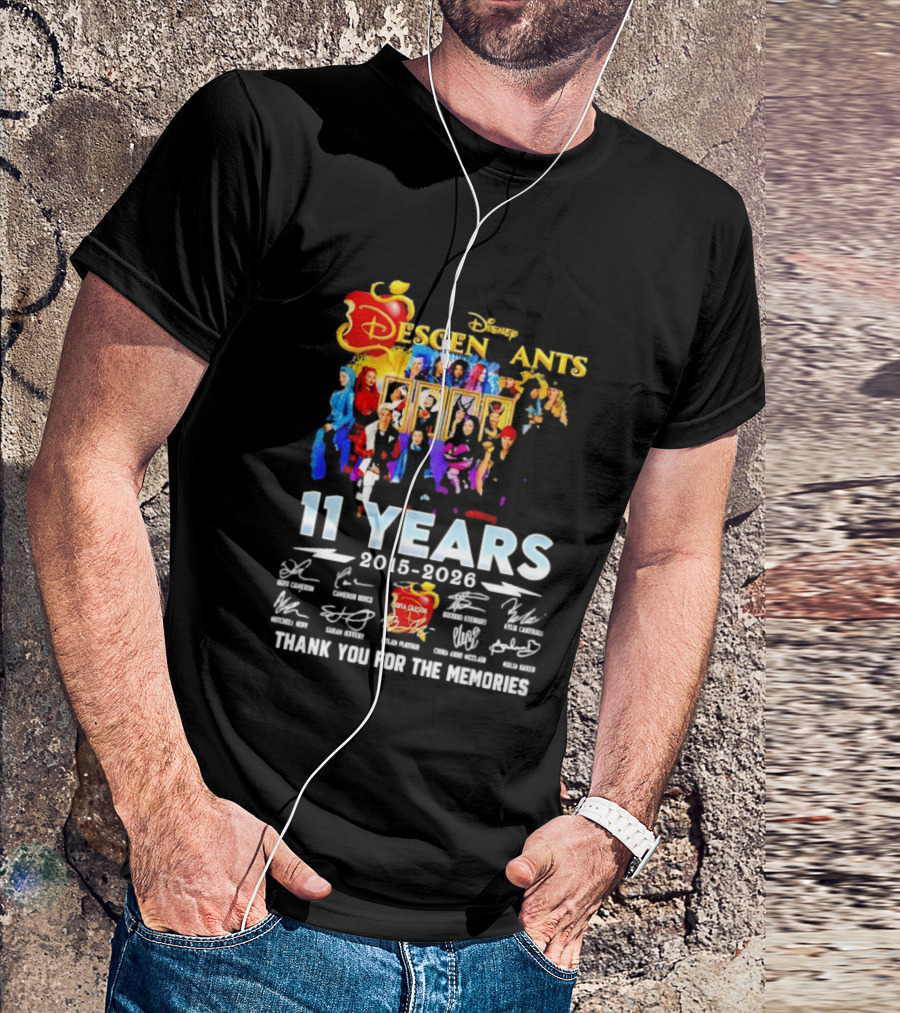 Disney Descendants 11 Years 2015 2026 Thank You For The Memories Signatures T-Shirt