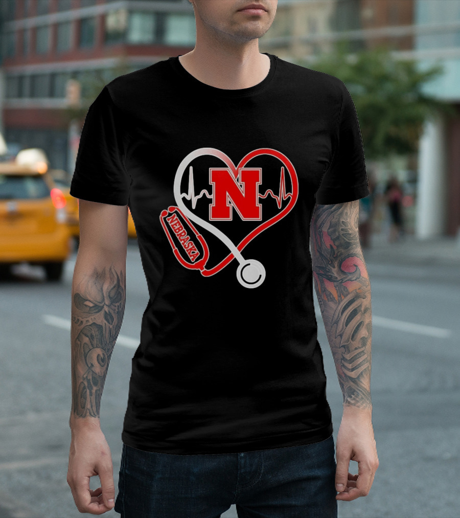 Nebraska Cornhuskers Heartbeat Stethoscope Love Nurse T-Shirt