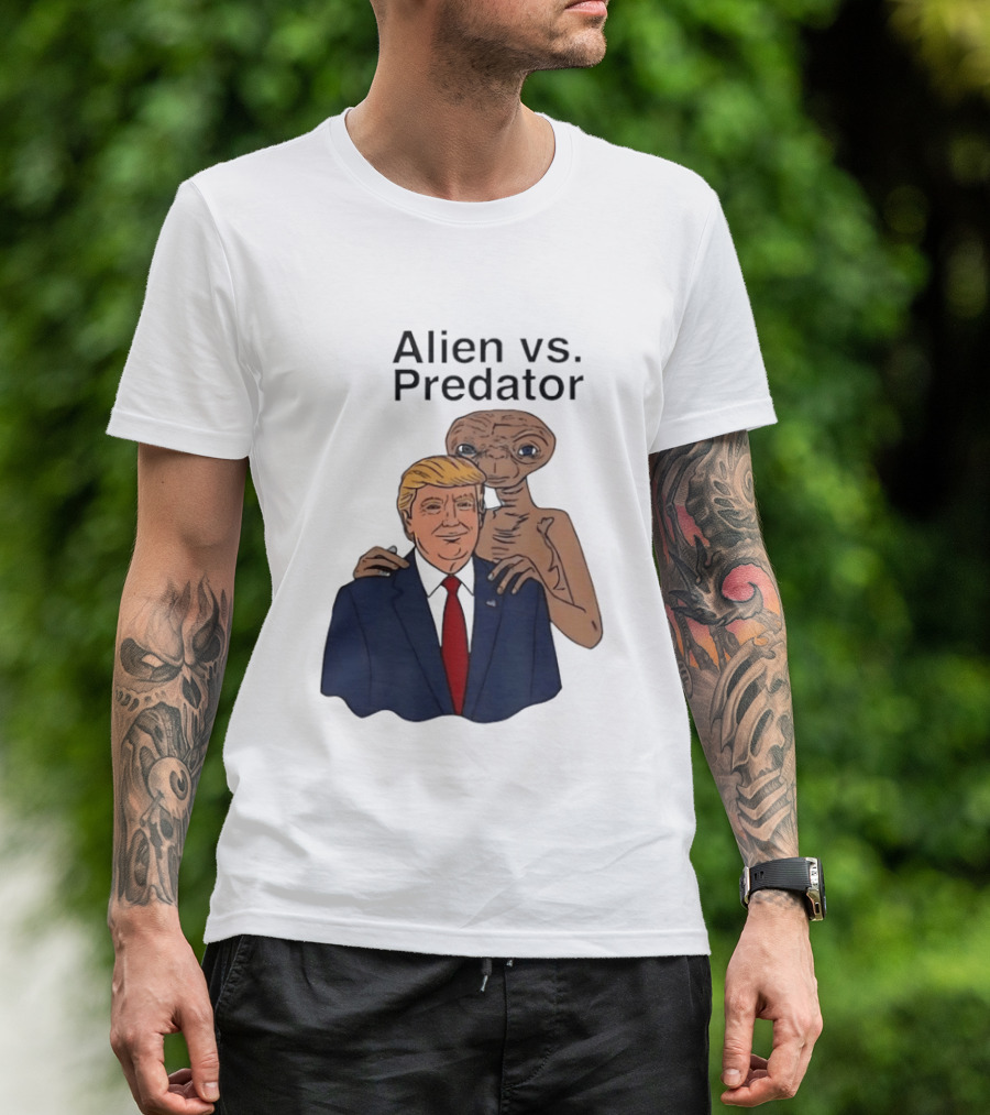 Alien Vs Predator Donald Trump ET Parody Fashion T-Shirt