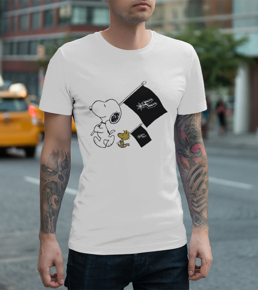 Snoopy Woodstock San Antonio Spurs Flags Peanuts NBA Fan T-Shirt
