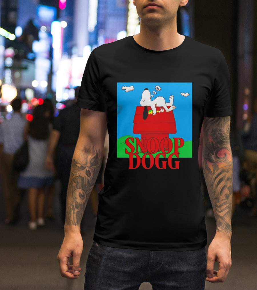 Snoop Dogg Snoopy Parody Relaxing On Doghouse T-Shirt