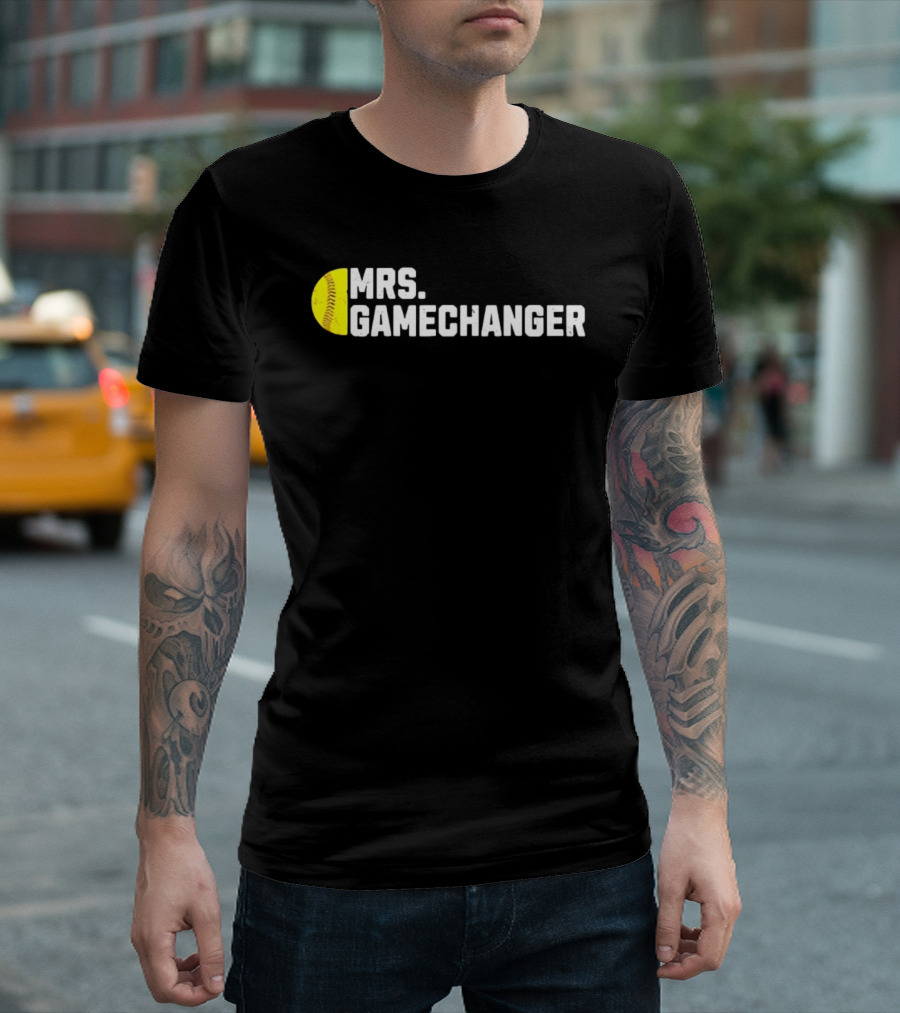Mrs. Gamechanger Softball Baseball Enthusiast Athlete Lover Fitness Sports T-Shirt