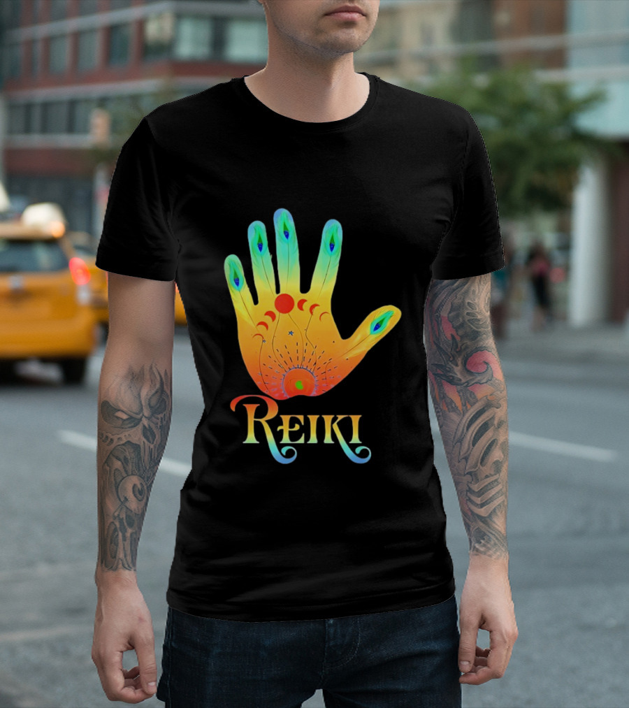 Reiki Practitioner Healer Therapist Master Colorful Hand T-Shirt